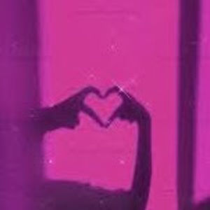 Meet your Posher, Eva